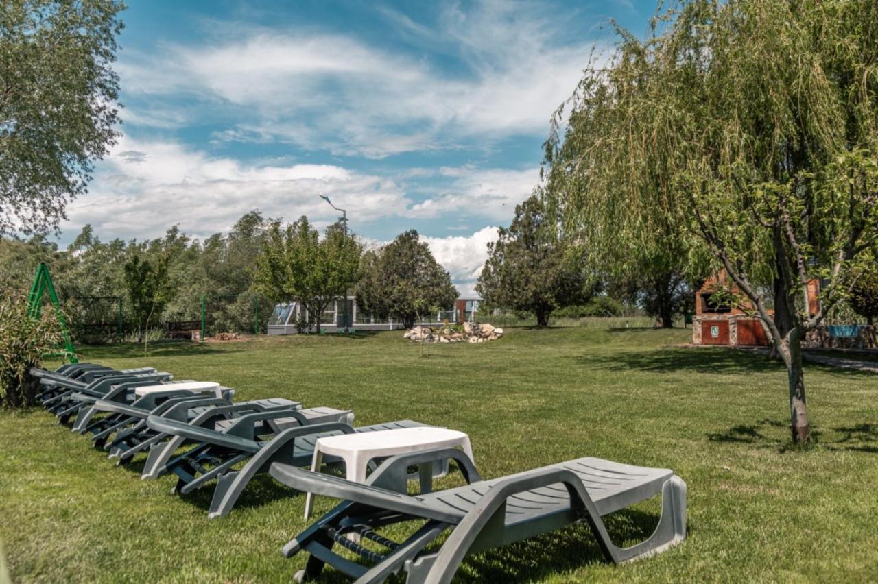 Pensiunea Califar Dunavăţu de Jos Exteriér fotografie